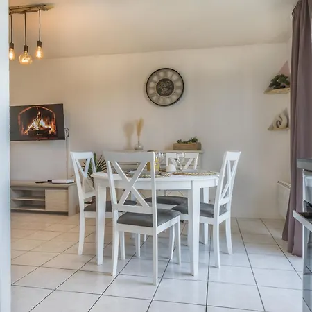 Apartment Spacieux Proche Aeroport Et Airbus
