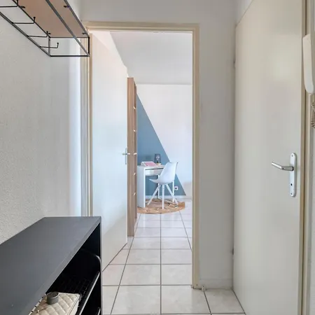 Spacieux Proche Aeroport Et Airbus アパート