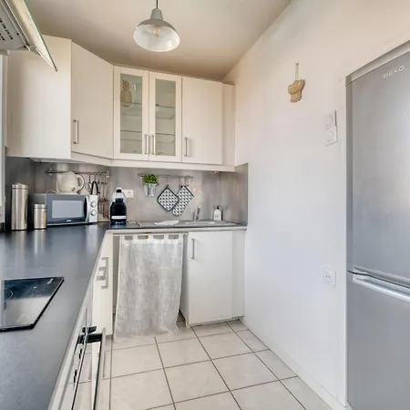 Appartement Spacieux Proche Aeroport Et Airbus *