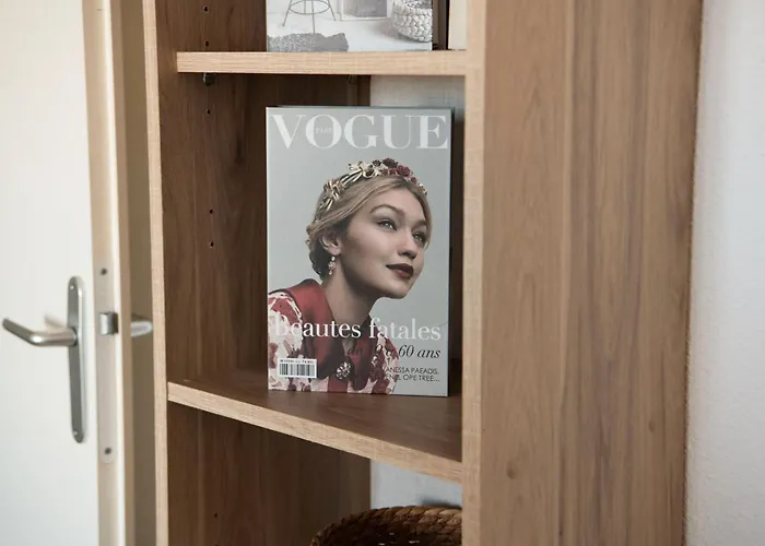 Spacieux Proche Aeroport Et Airbus Apartamento