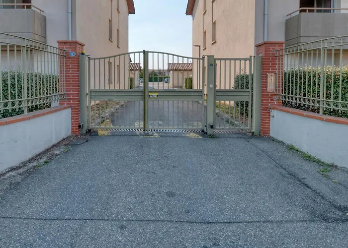 Apartment Spacieux Proche Aeroport Et Airbus Toulouse